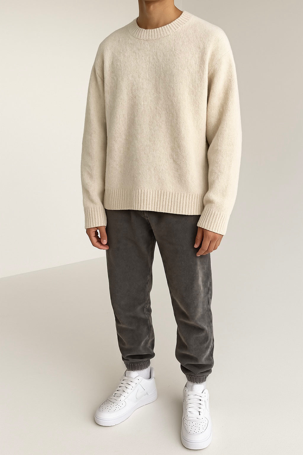 Oversized Minimal Cream Knit Sweater