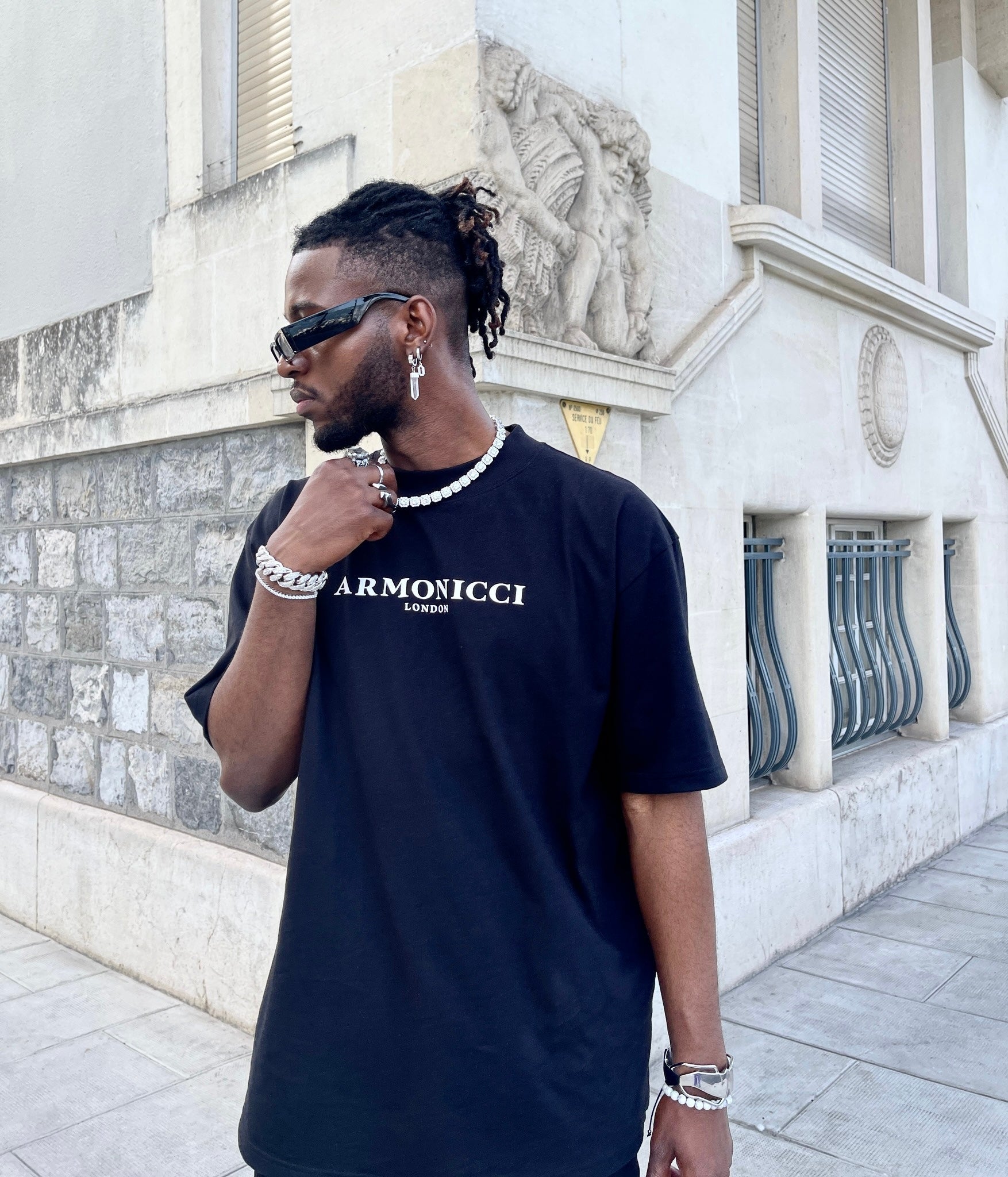 Oversized Jet Black T-Shirt Luxury Minimal Streetwear – ARMONICCI